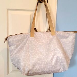 DSW Stylish Beige Floral Design Tote Bag